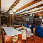 Апартаменты Stone House 