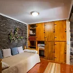 Διαμέρισμα Stone House 