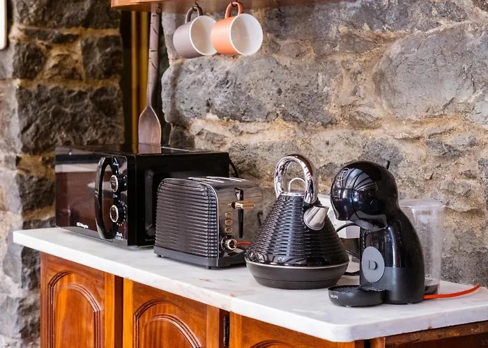 Apartment Stone House 