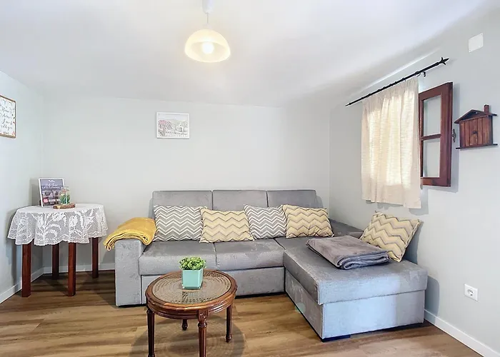 Apartment Stone House 